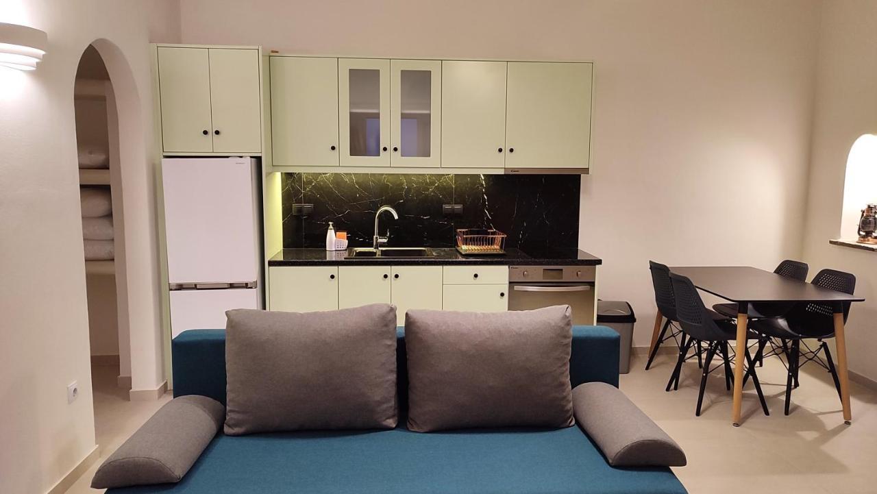 Aelia Mare Penthouse Apartamento Istérnia Exterior foto